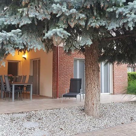 Mimi Apartman Balatonalmádi Exteriér fotografie